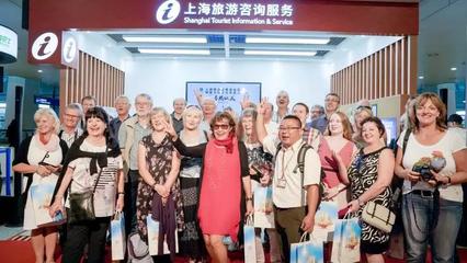 上海离境退税新政推广成效显著 全球游客回响热烈
